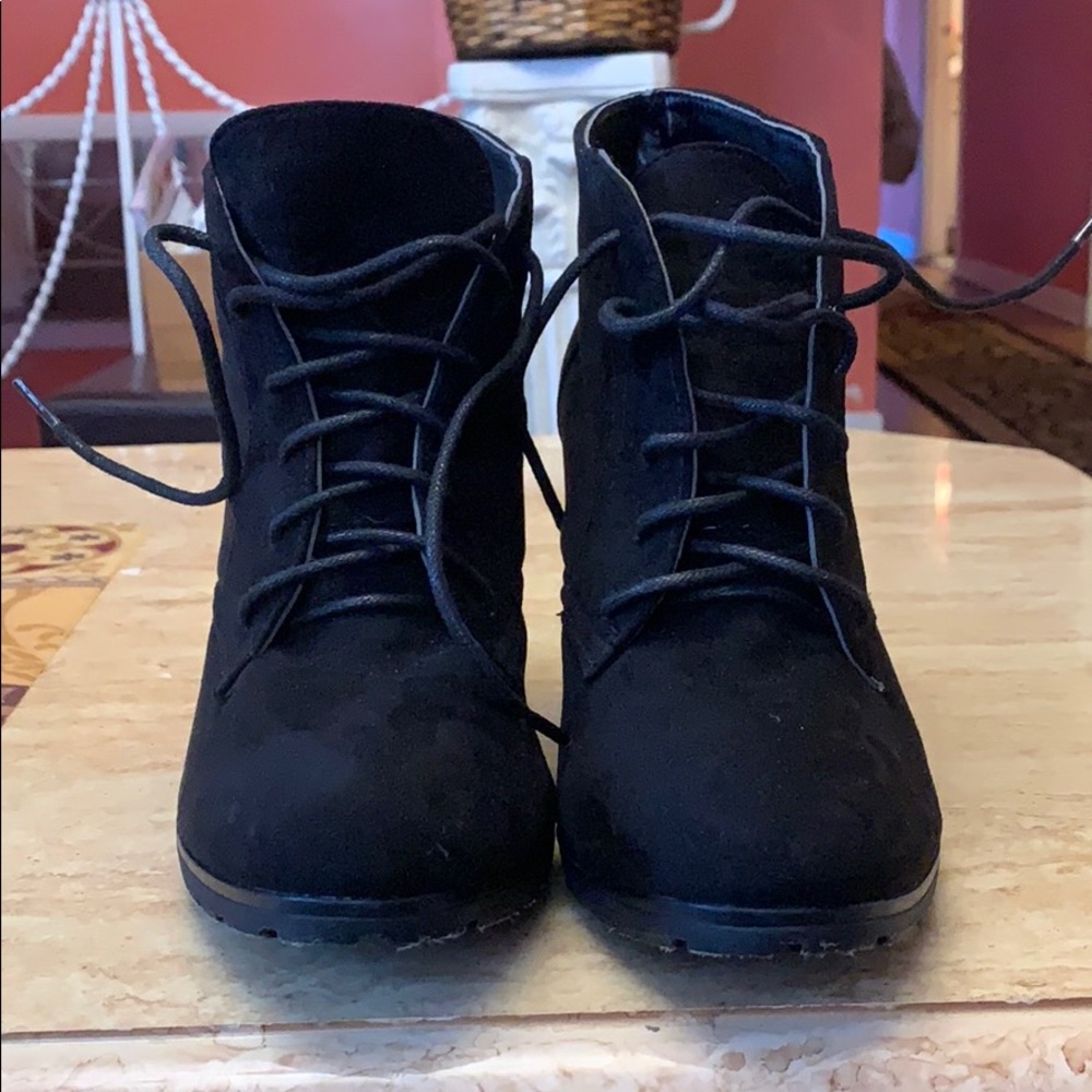 Rialto size 10m 4inches boot used